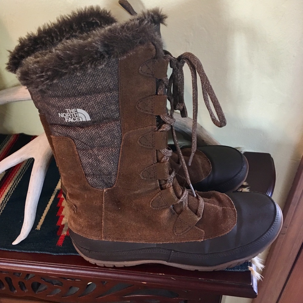 North Face Snow Boots size 9 / 40 New